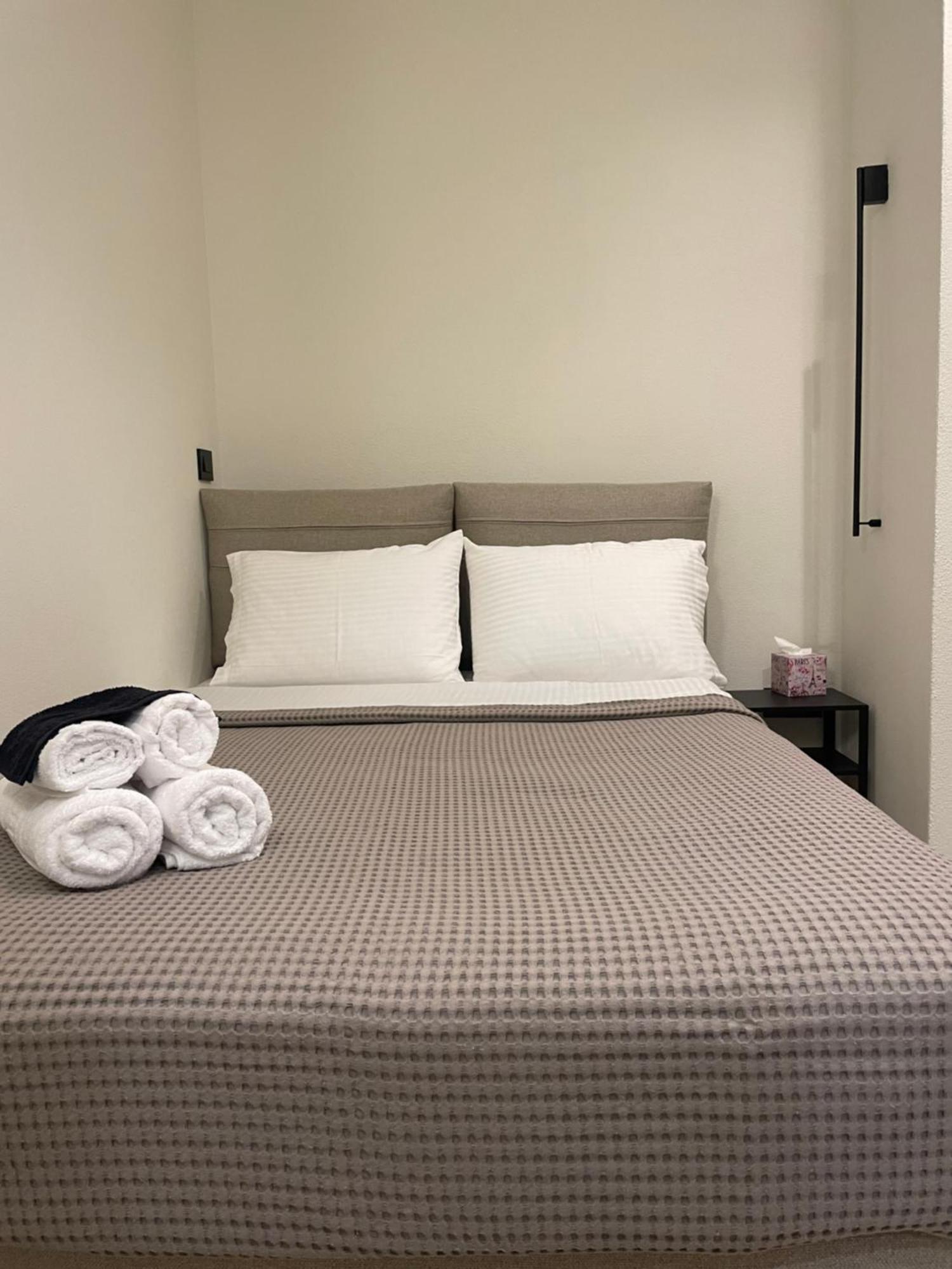 Jk Luxury Apartments Néa Khilí Екстериор снимка